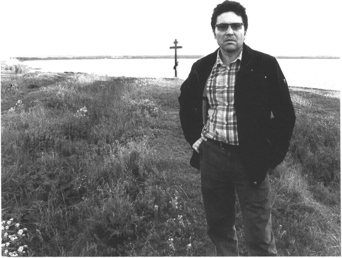 Переяславль. Александрова гора, где, по преданию, находилась резиденция князя. На фото — Р.А. Соколов, один из авторов книги Переяславль. Александрова гора, где, по преданию, находилась резиденция князя. На фото — Р.А. Соколов, один из авторов книги