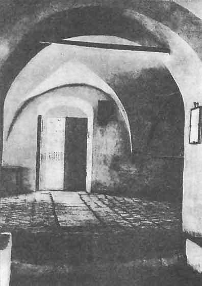 Интерьер церкви Федора Стратилата на Ручью. Новгород Интерьер церкви Федора Стратилата на Ручью. Новгород