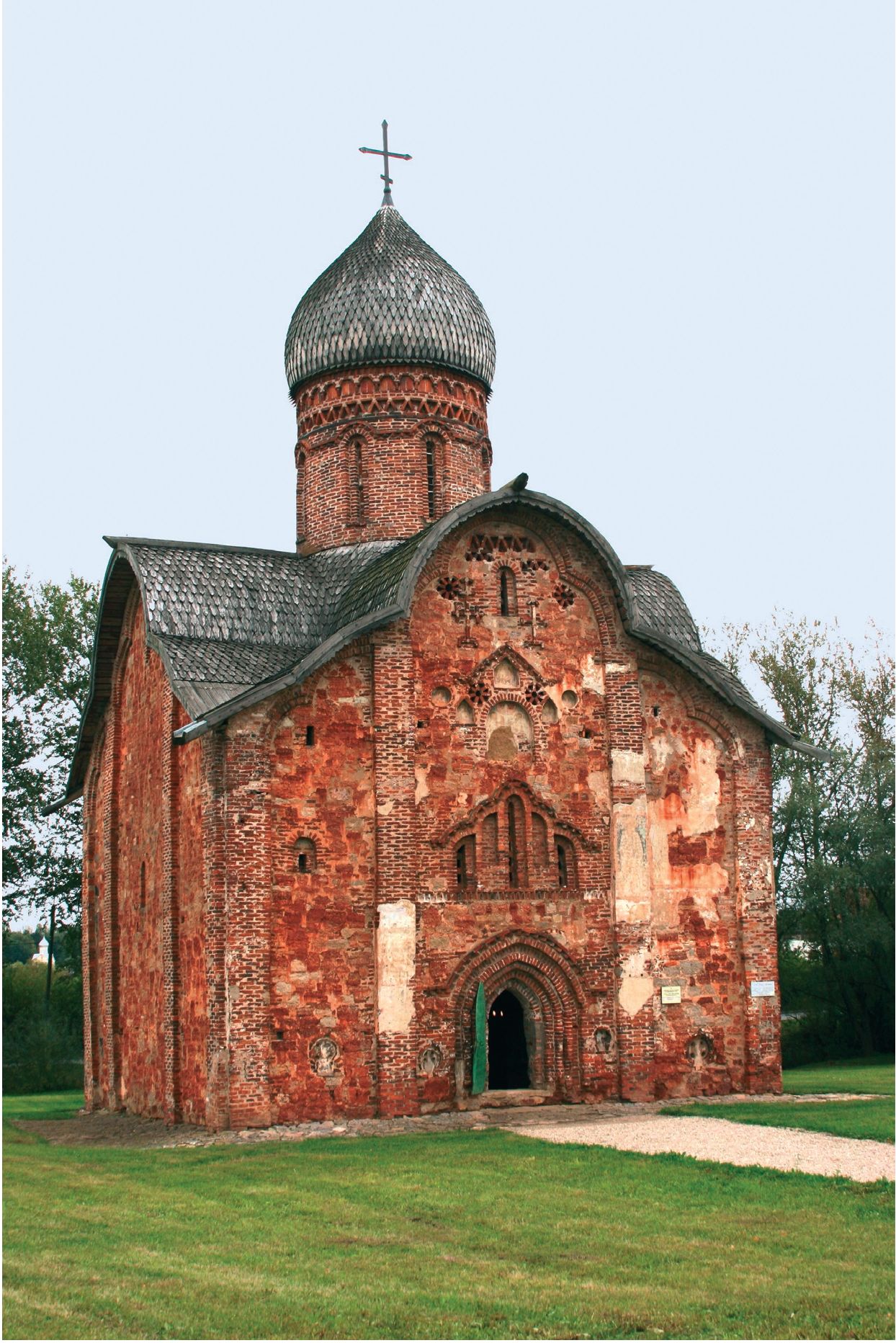 Рис. 58. Церковь Петра и Павла в Кожевниках Рис. 58. Церковь Петра и Павла в Кожевниках