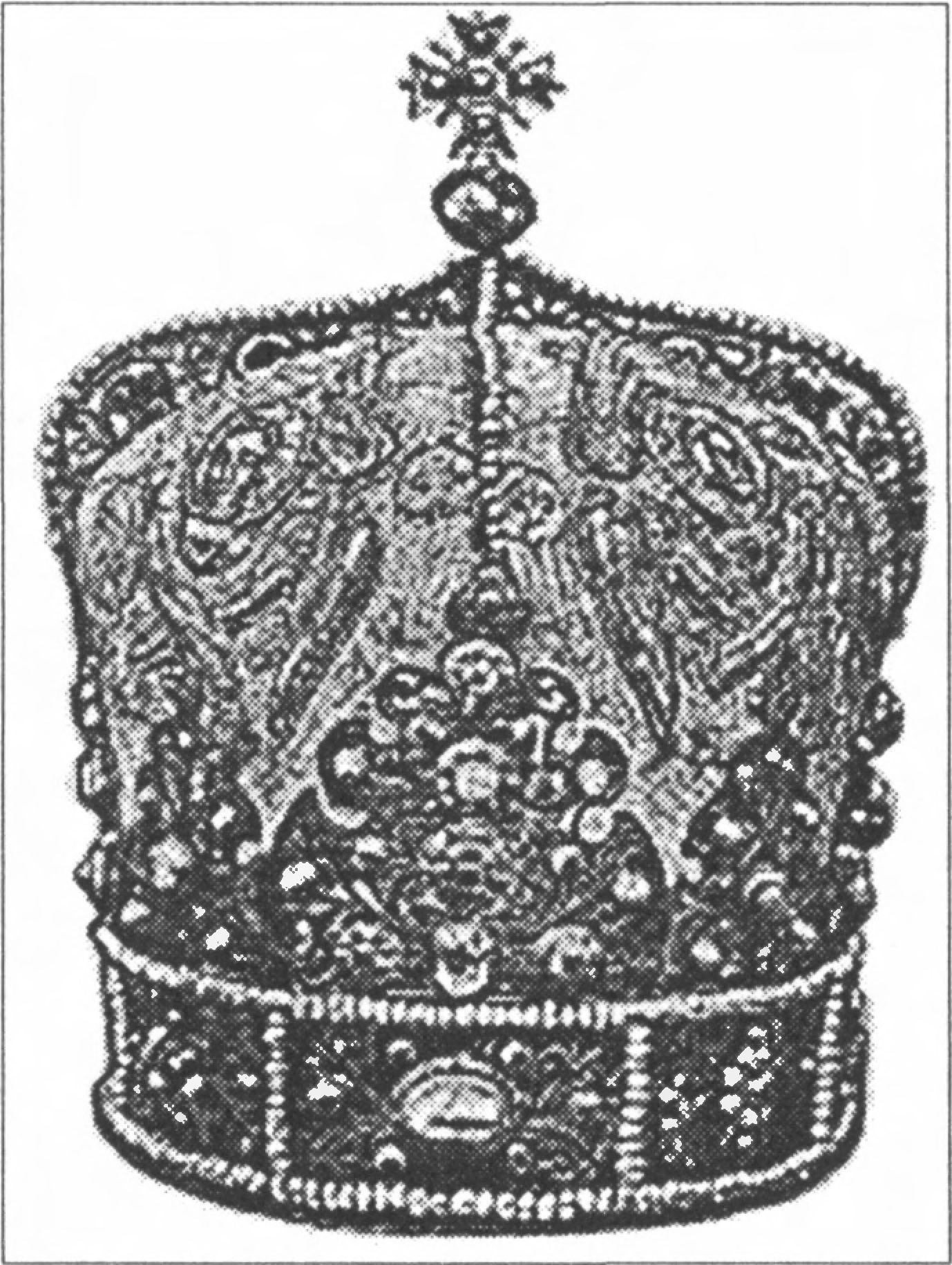 Ил. 162. Митра перемышльских грекокатолических епископов. Вторая половина XVIII в. По легенде, переделана из древней короны Даниила Галицкого. Из альбома Археологическо-библиографической выставки Ставропигийского института (Львов, 1888) Ил. 162. Митра перемышльских грекокатолических епископов. Вторая половина XVIII в. По легенде, переделана из древней короны Даниила Галицкого. Из альбома Археологическо-библиографической выставки Ставропигийского института (Львов, 1888)