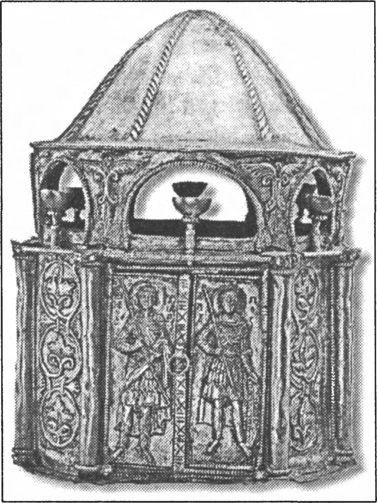 Ил. 59. Реликварий св. Димитрия Солунского. Ковчег-мощевик — модель восьмигранного кивория с коническим куполом, вольная копия кивория над гробом св. Димитрия Солунского. Изображения свв. воинов Нестора и Лупа, императора Константина X и императрицы Евдокии. Серебро, позолота. Византия, 1059—1067 гг. (Музеи Московского Кремля) Ил. 59. Реликварий св. Димитрия Солунского. Ковчег-мощевик — модель восьмигранного кивория с коническим куполом, вольная копия кивория над гробом св. Димитрия Солунского. Изображения свв. воинов Нестора и Лупа, императора Константина X и императрицы Евдокии. Серебро, позолота. Византия, 1059—1067 гг. (Музеи Московского Кремля)