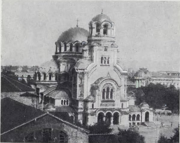 Храм — памятник Александру Невскому в Софии